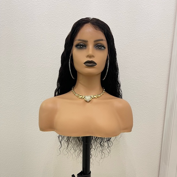 New! 20” 360 Lace Wig, Virgin Human Hair, Can pull up into a high ponytail - Picture 6 of 12